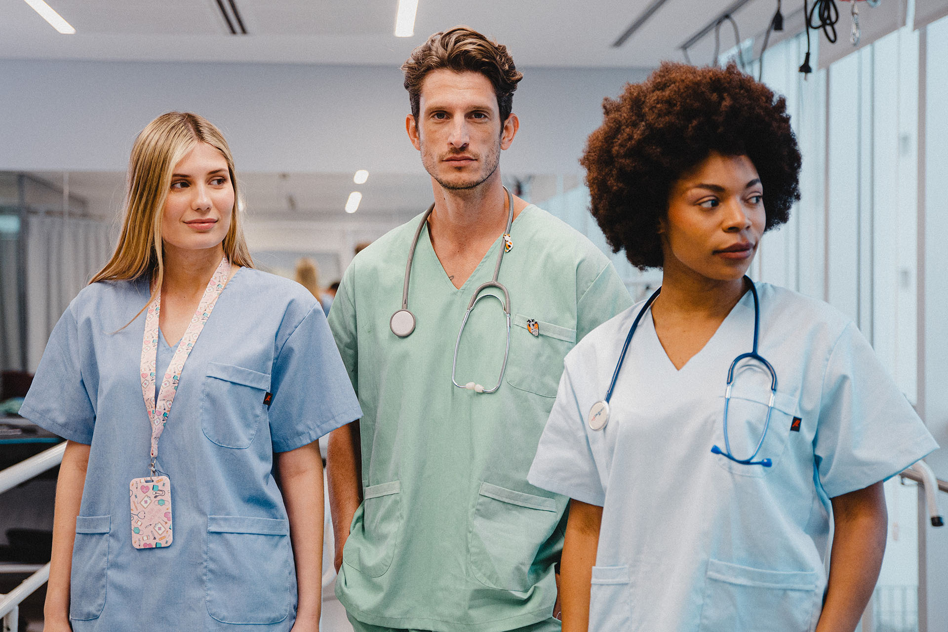 Cómo Lavar y Cuidar tu Ambo de Algodón y Poliéster: Guía Rápida para la Durabilidad